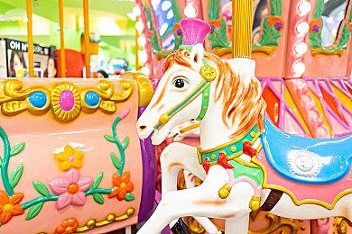 《星球大战：亡命之徒》新视频展示潜行＆舰船战斗